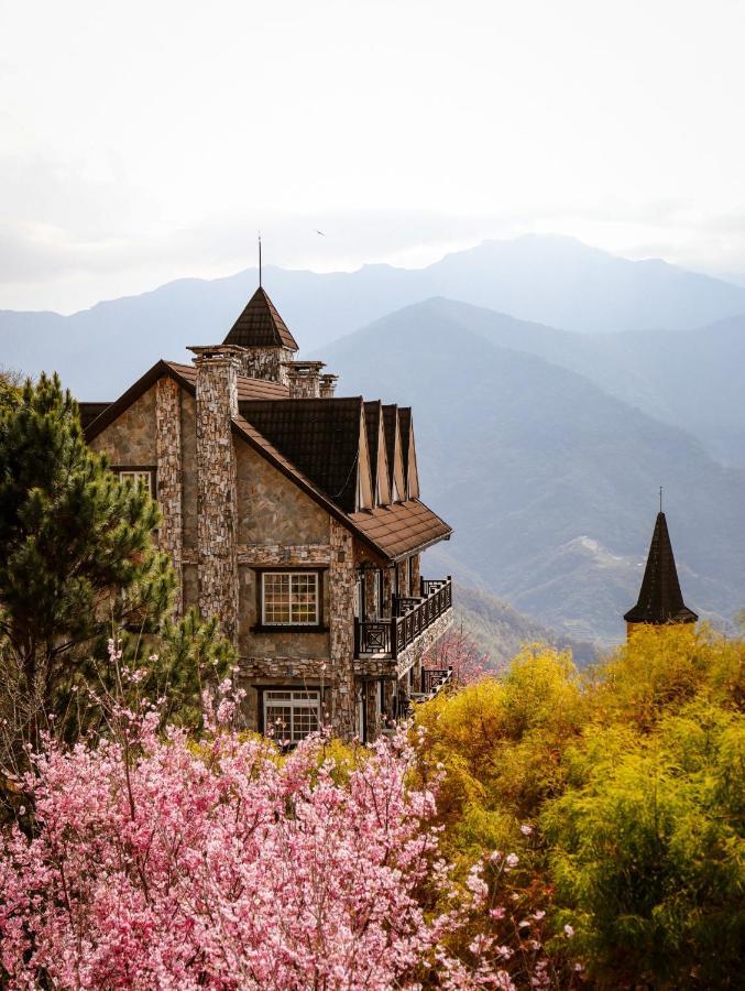 Eos Resort Ren'ai Exterior photo