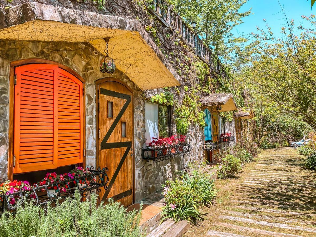 Eos Resort Ren'ai Exterior photo